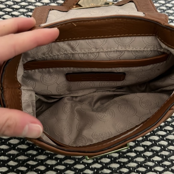 Michael Kors Crossbody - Picture 5 of 7